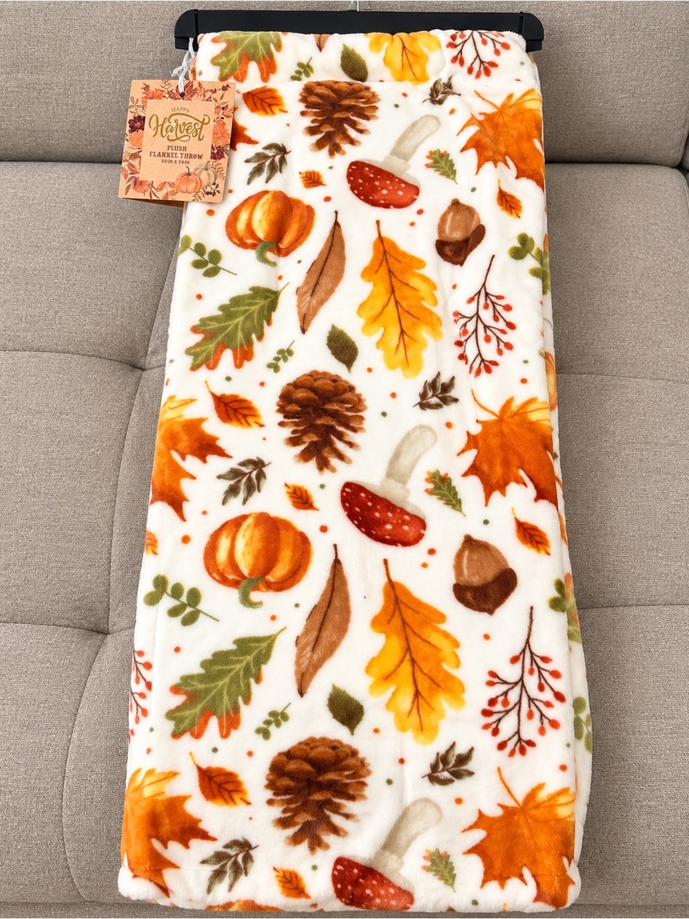 Plush Flannel Throw Blanket 50” x 70” Fall Pumpkin Autumn Print NWT